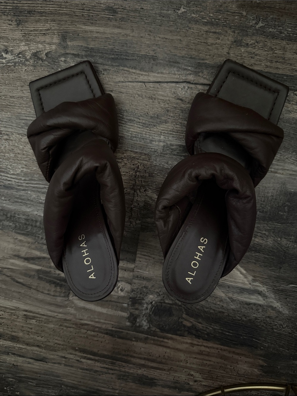 ALOHAS Dark Brown Twisted Padded Strap Heels - Picture 2 of 3